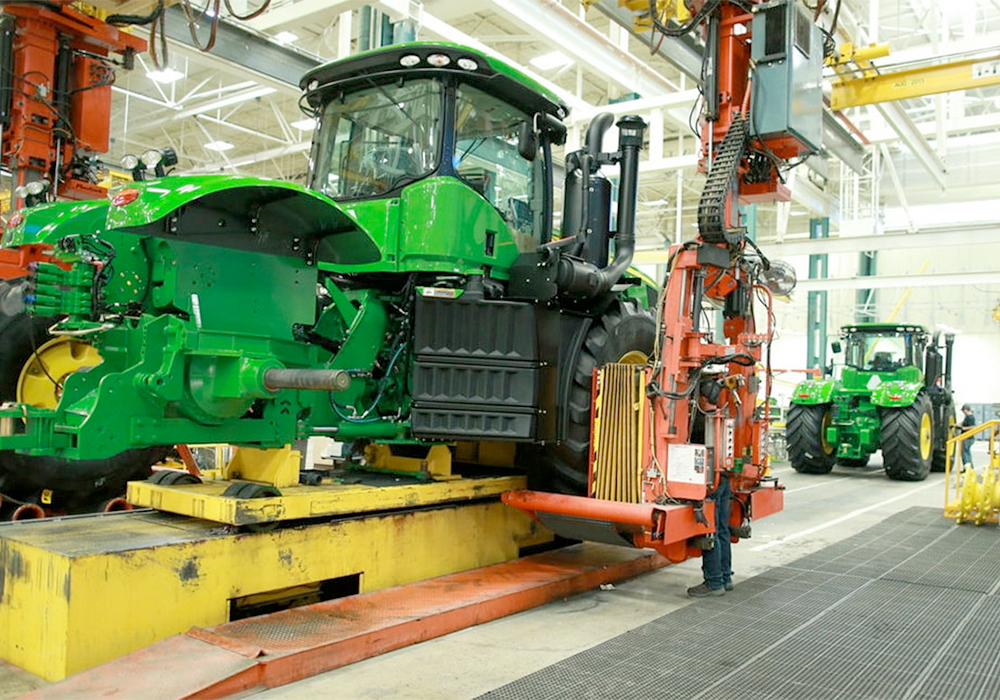 With farmers reassessing expenses, particularly for compact tractors, Deere said it now expects net income for fiscal 2024 of US$7.5 to $7.75 billion. This is below its prior forecast of $7.75 to $8.25 billion and below analysts predictions of $7.93 billion, which already marked a decline from the previous quarter. | Screencap via deere.com