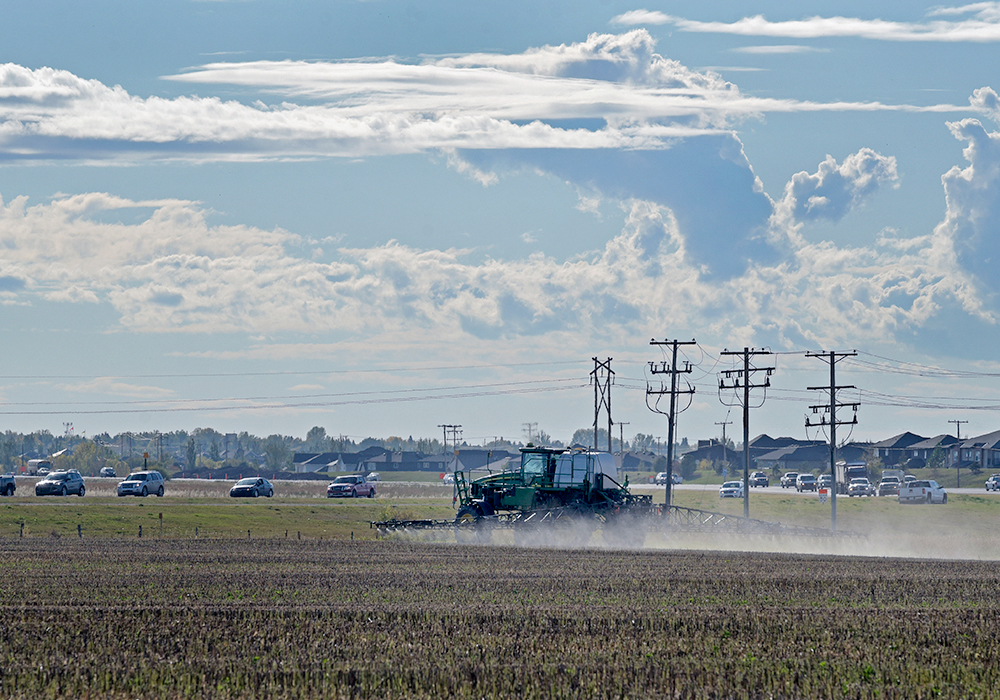 Darrell Bricker, global chief executive officer of Ipsos Public Affairs, told delegates to the Canadian Federation of Agriculture annual meeting that suburban voters hold the greatest voting power. | File photo
