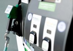 The Canadian Fuels Association (CFA) applauded the government for announcing up to $1.7 billion in support for the biofuel sector.  | Reuters photo