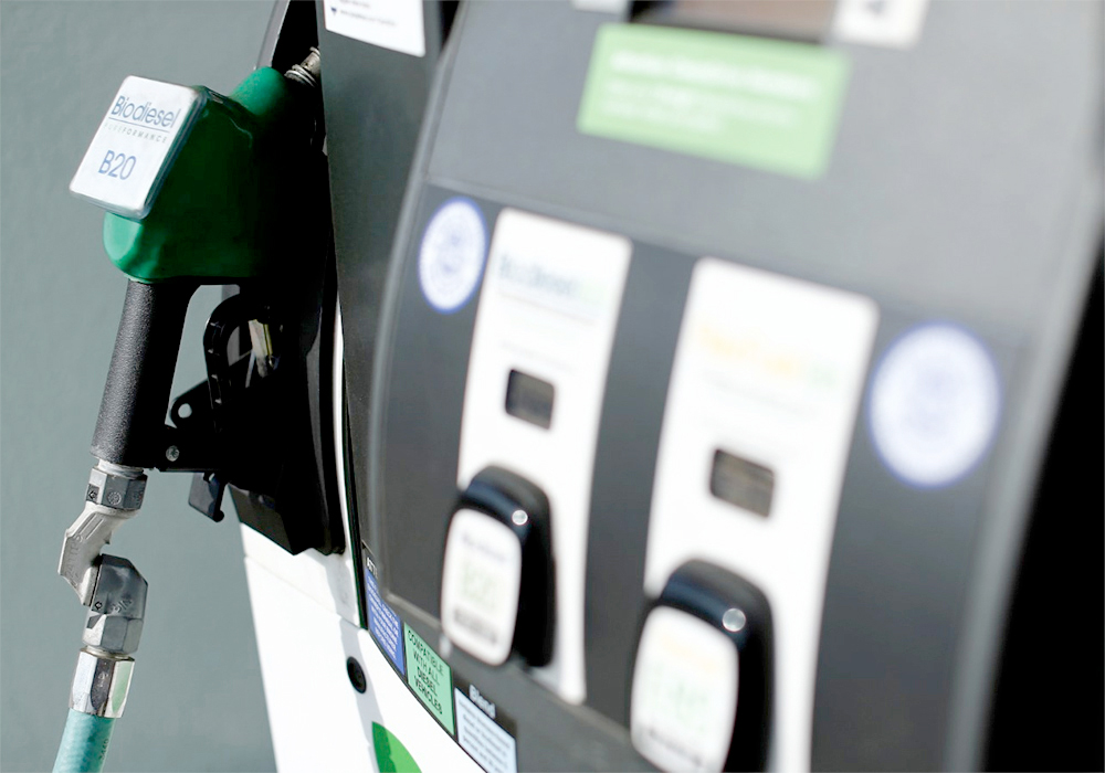 The Canadian Fuels Association (CFA) applauded the government for announcing up to $1.7 billion in support for the biofuel sector.  | Reuters photo