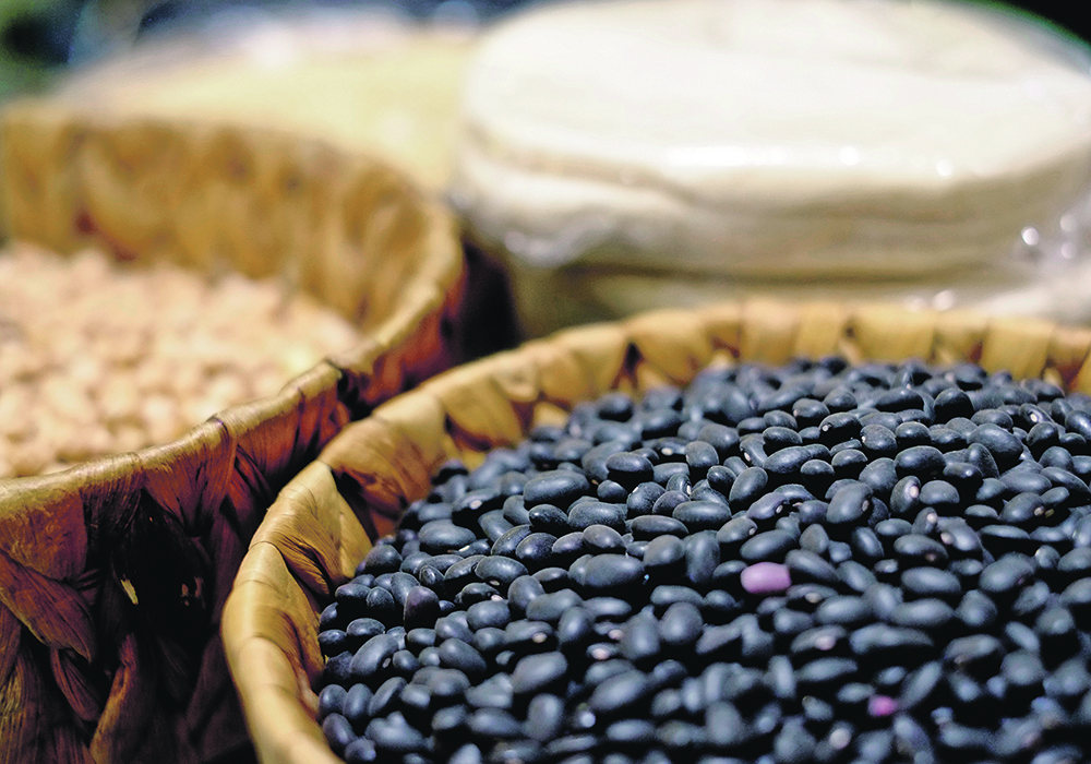 Argentina is a major player in the alubia (white) and black bean markets.  |  Reuters photo