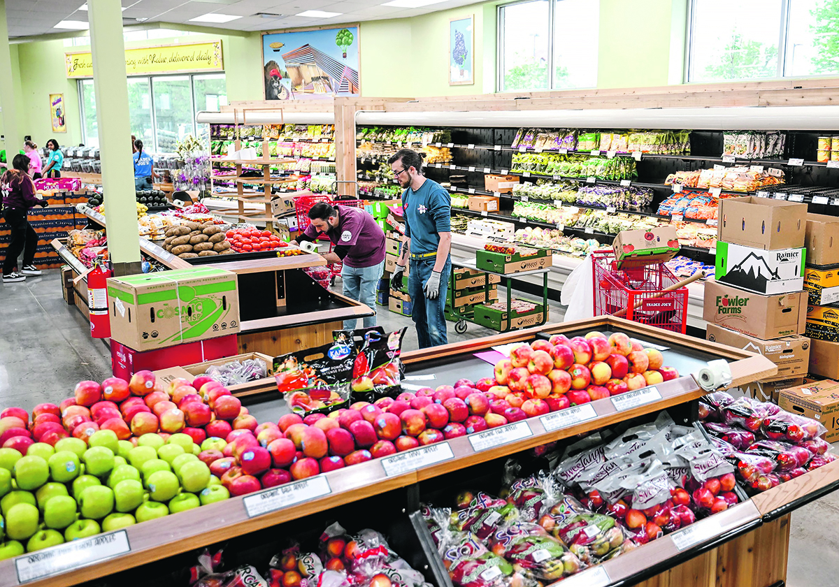 American industry officials say a 25 per cent tariff on imported goods from Canada and Mexico would likely lead to fresh produce in grocery stores and higher prices.  |  Reuters photo
