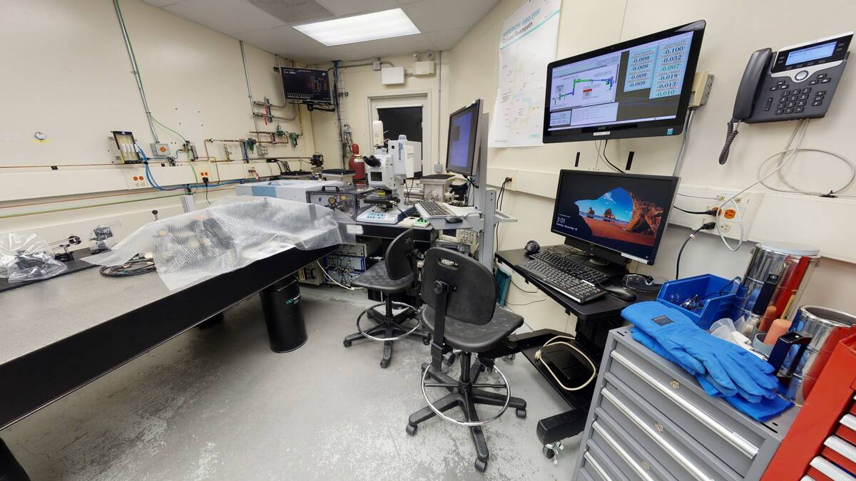 The mid-infrared beam line at the Canadian Light Source.