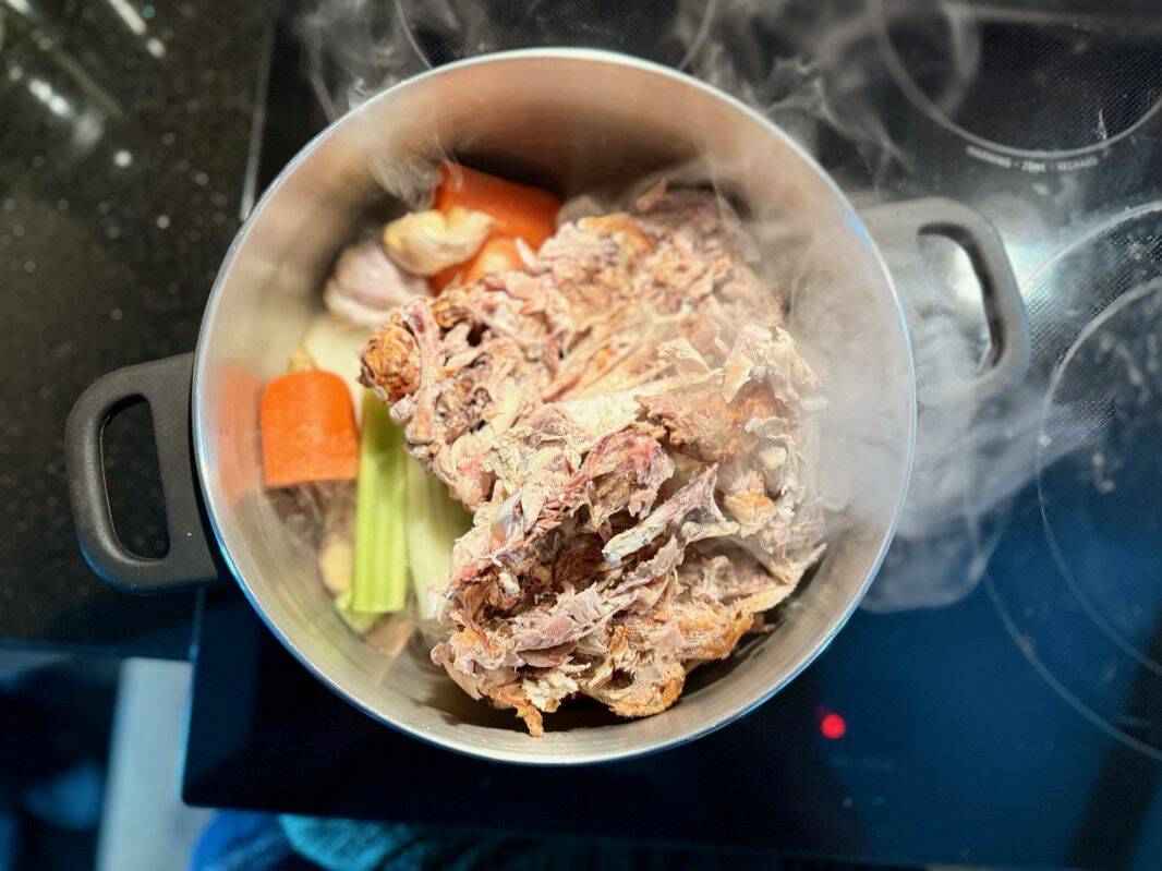 Step2: Meat added to bone broth